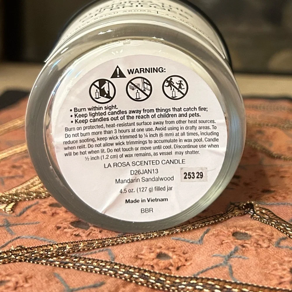 La Rosa Mandarin Sandalwood Scented Candle 4.5oz